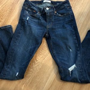 Levi’s Altered 711 Skinny